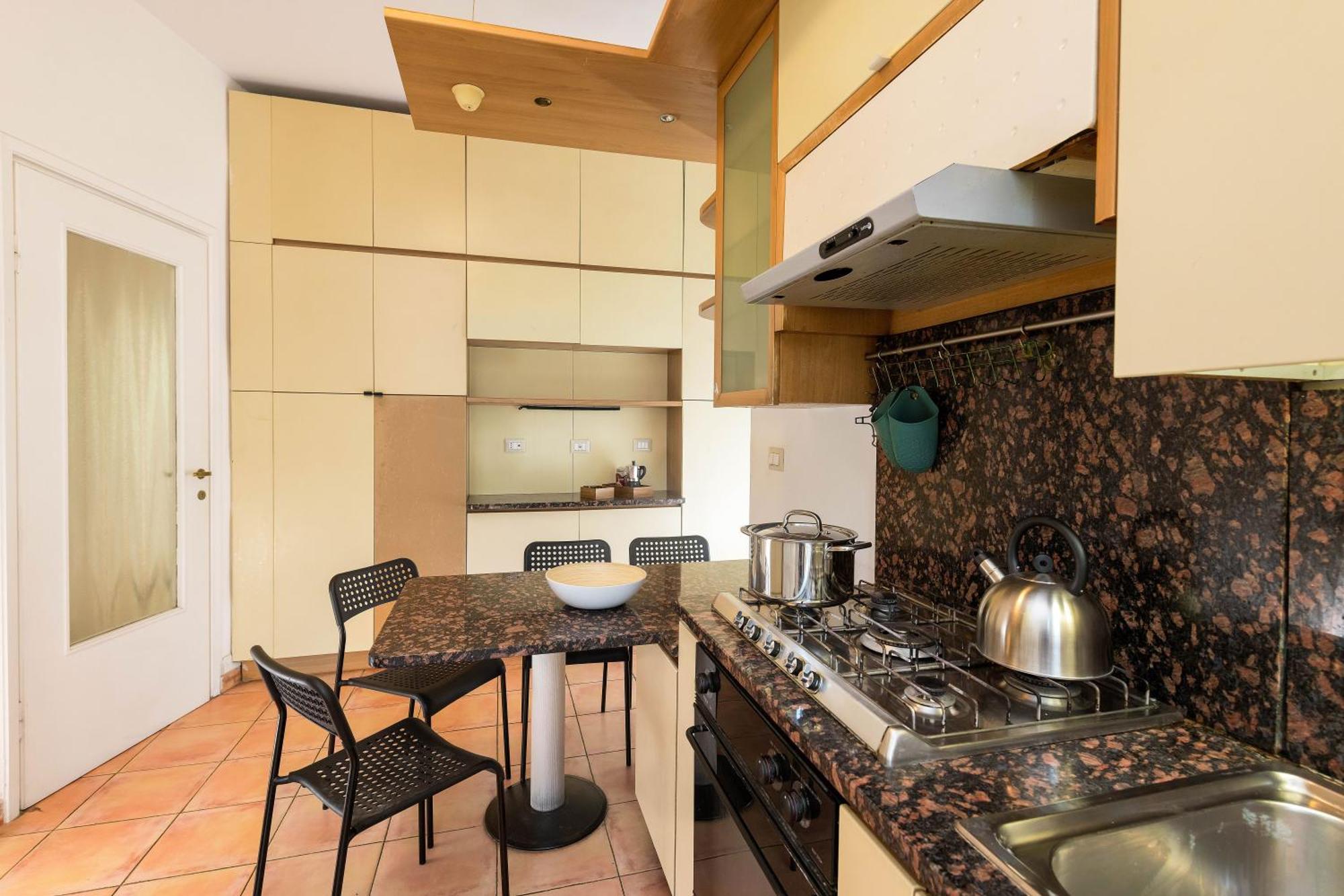 Spazioso Appartamento Vicino Eur Roma Exterior foto